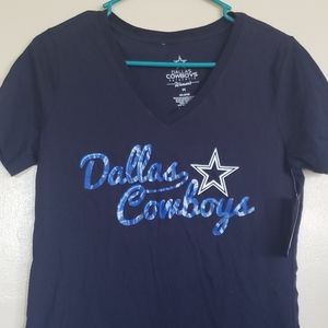 NWT Dallas Cowboys V-neck